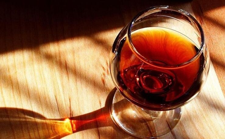 Cognac, um Parasiten aus dem Körper zu entfernen